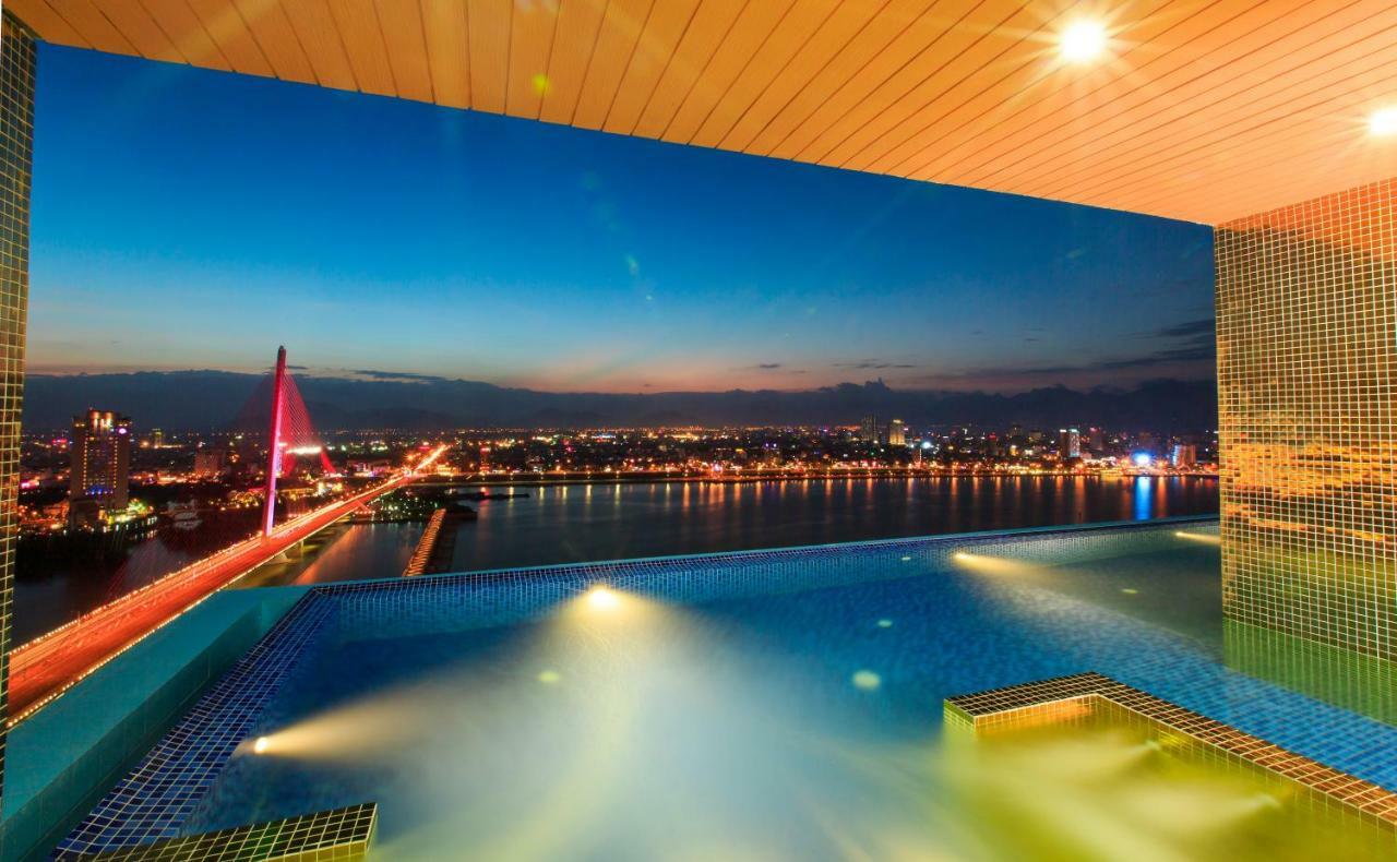 Fivitel Da Nang Hotell Exteriör bild